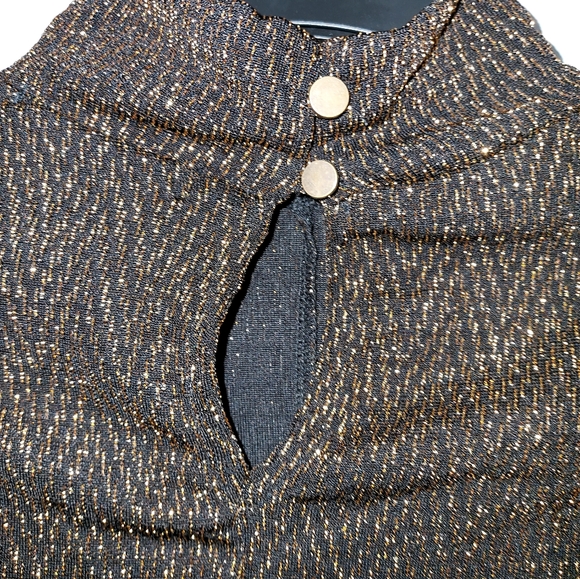 NWT Womens Forever 21 Black and Gold metallic Long Sleeve Knit Top - Picture 9 of 10